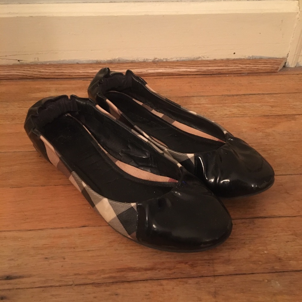 Burberry Flats